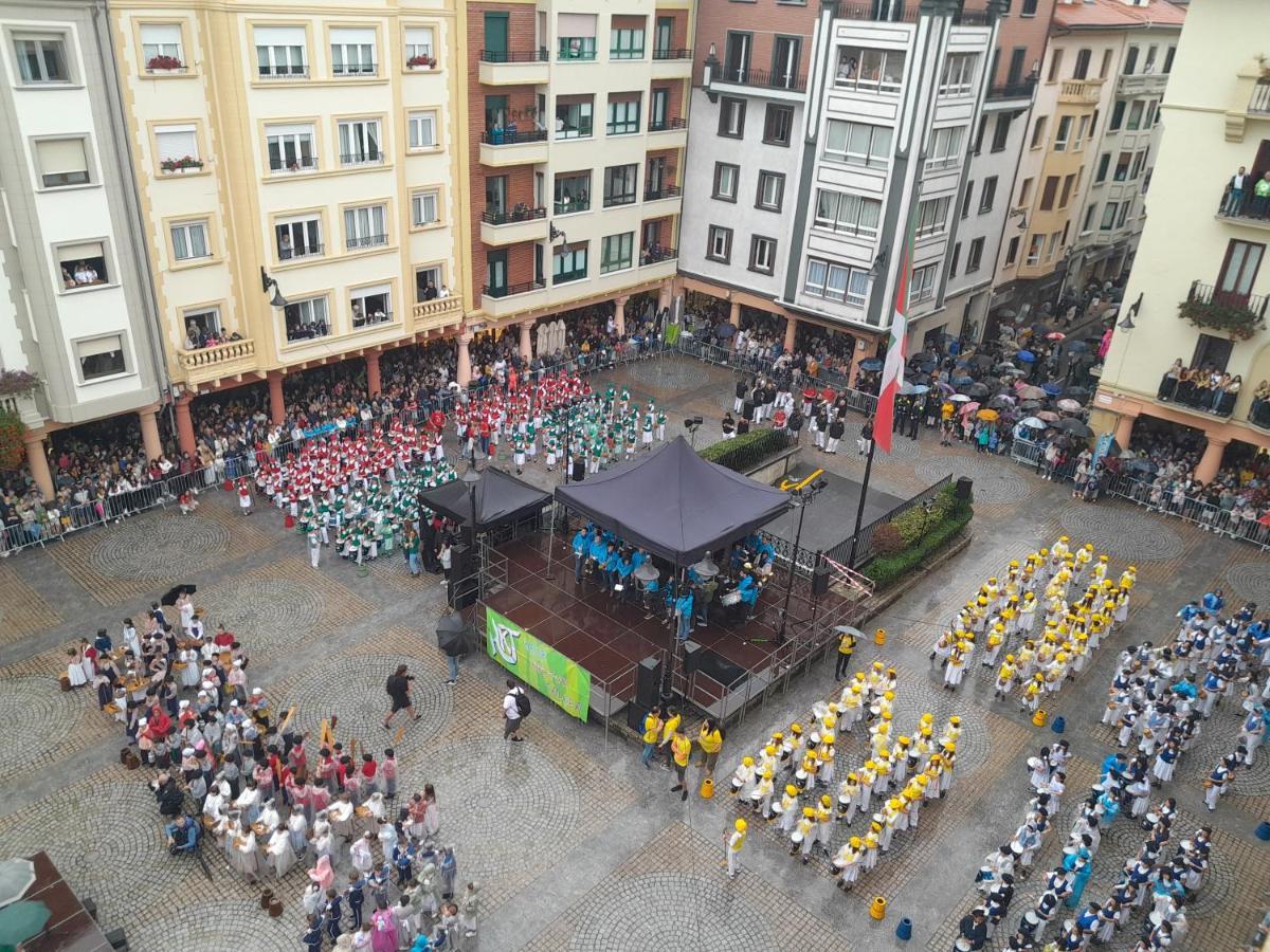 Piso Centrico Amplio-Luminoso Apartment Zarautz Luaran gambar